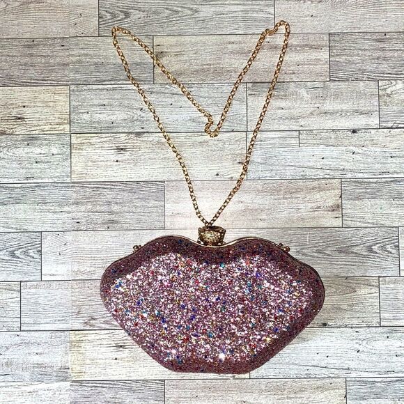 D’ Margeaux NY, Sequin Embellished Lip Silhouette Clutch - Picture 11 of 12